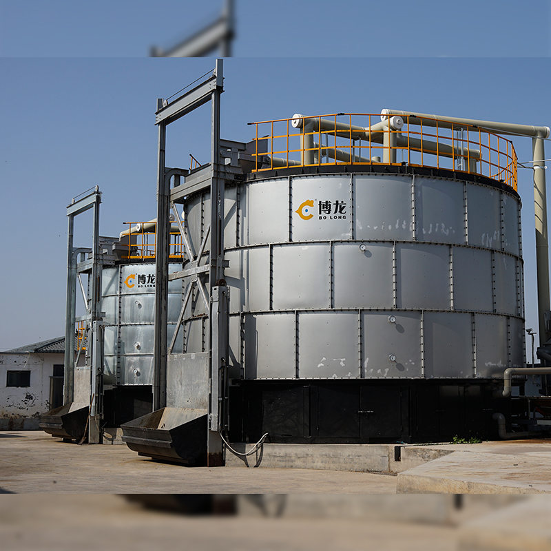 Odor – elimination compost tank with chemical-free deodorization